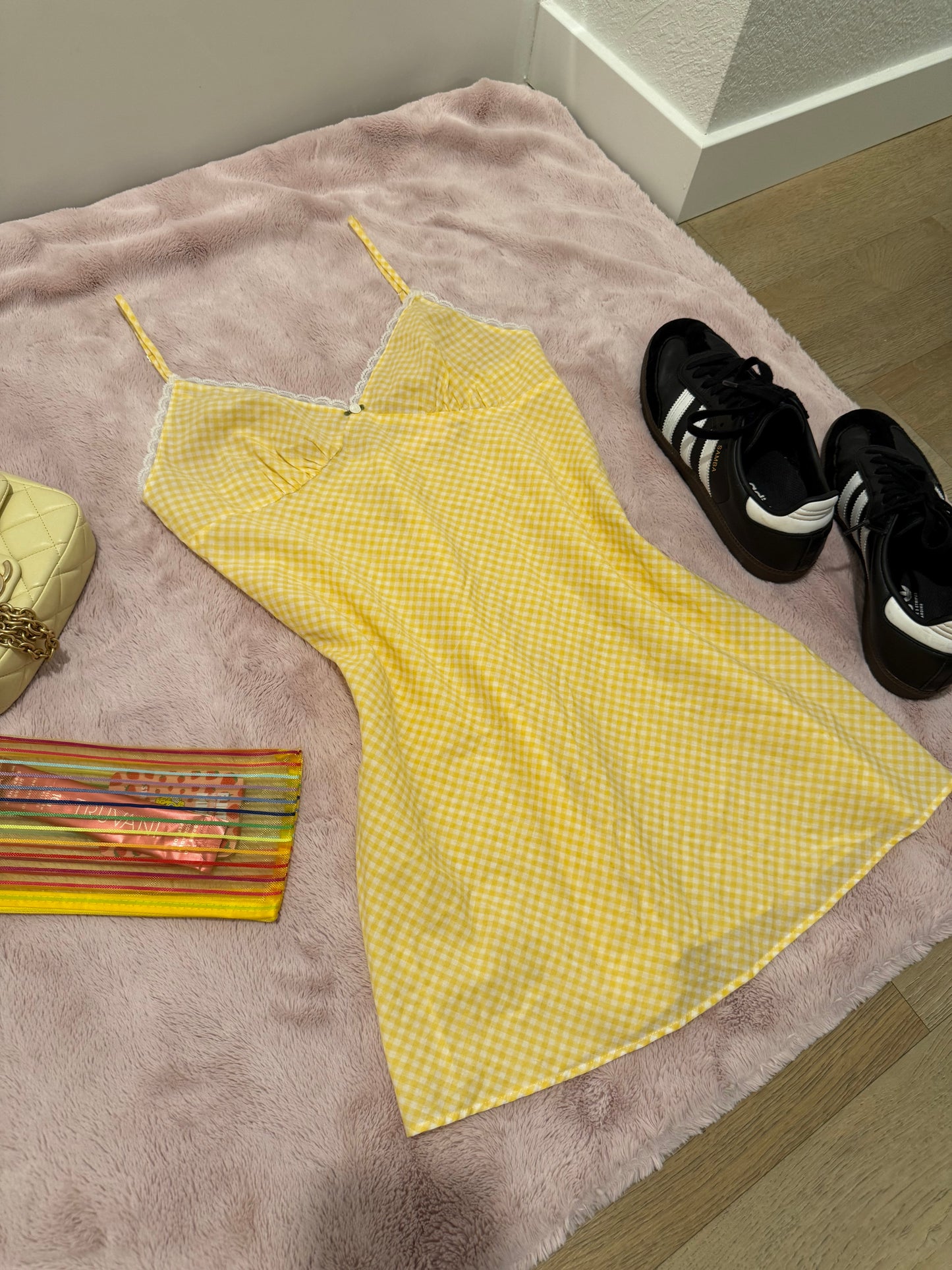 Yellow gingham, print Victoria’s Secret vintage nightgown💛 (sz small)