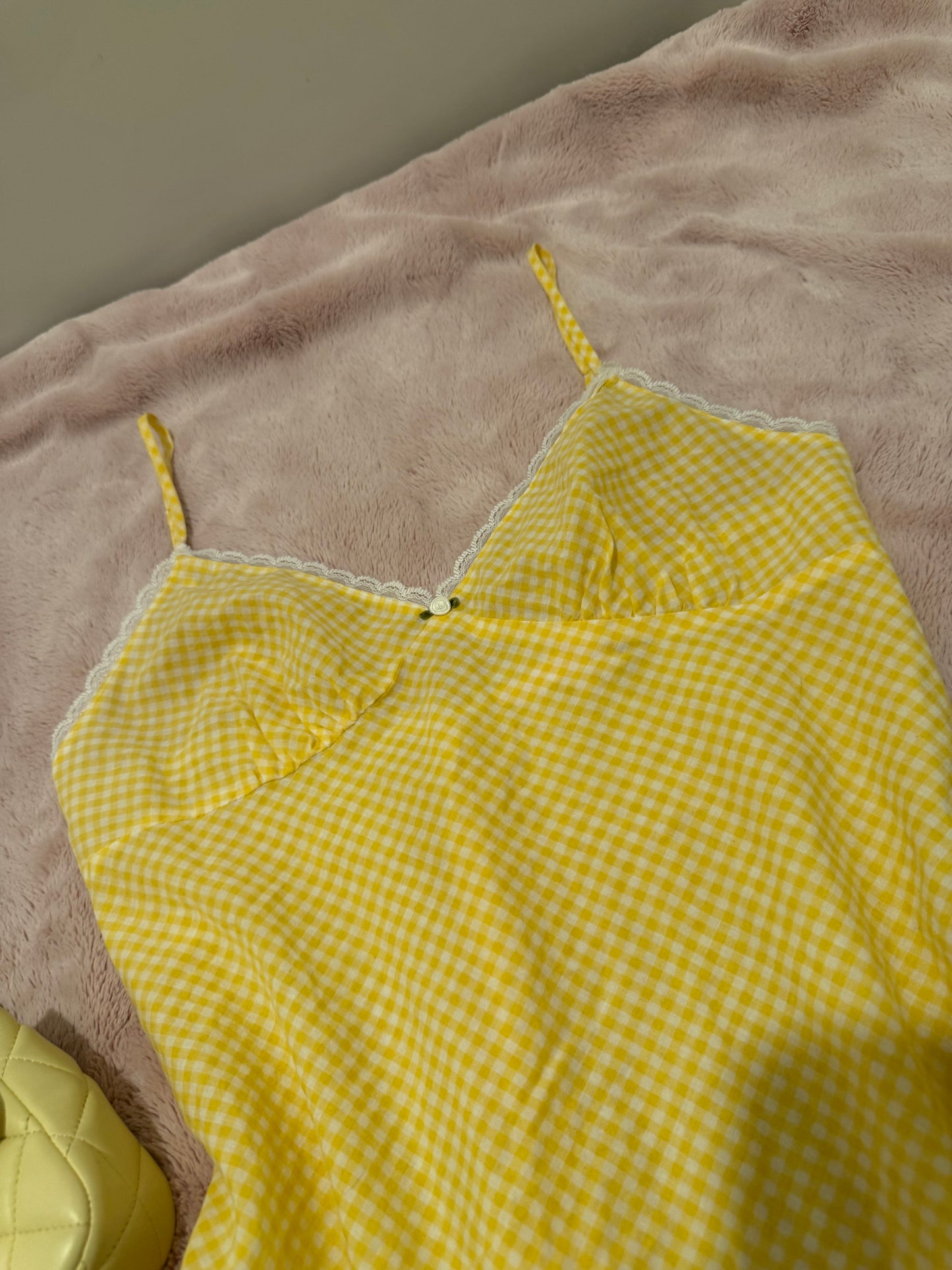 Yellow gingham, print Victoria’s Secret vintage nightgown💛 (sz small)