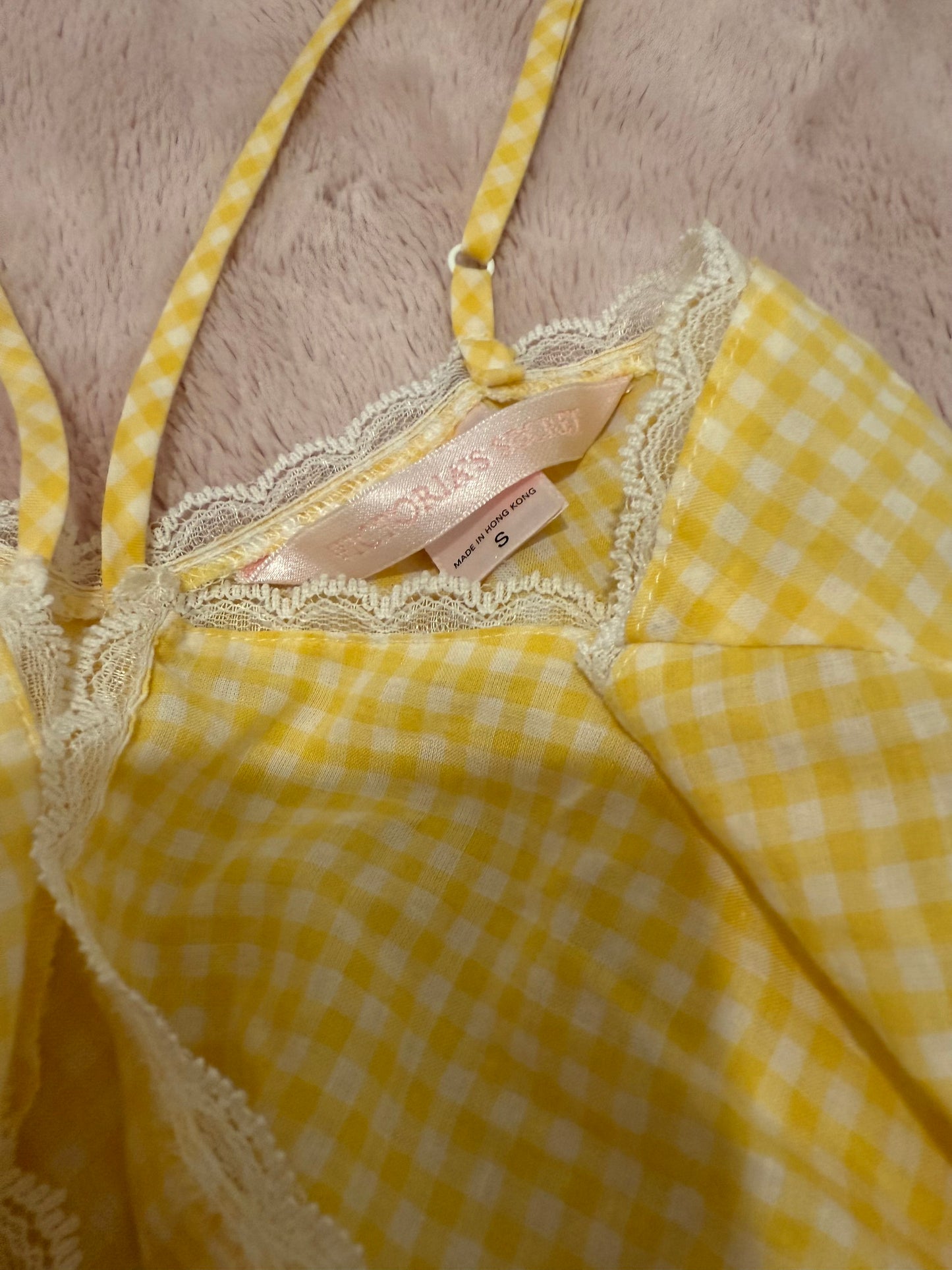 Yellow gingham, print Victoria’s Secret vintage nightgown💛 (sz small)